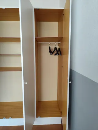 Armario blanco 200x205 cm