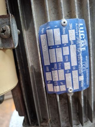 Astilladora/rajadora de leña