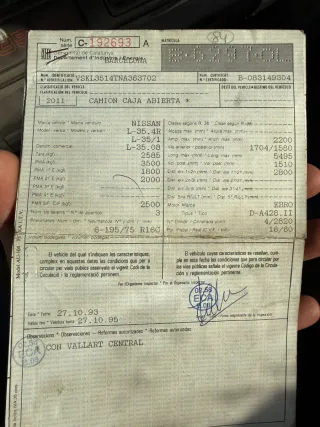 Nissan Ebro caja abierta y desmontable
