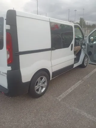 Opel Vivaro 2007