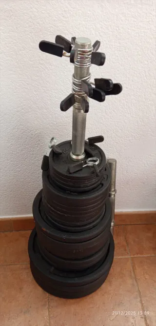 Press Banca con barra y Discos Musculación