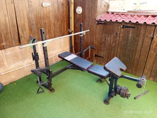 Press Banca con barra y Discos Musculación