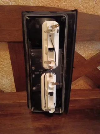 Faros Traseros Nissan Trade (2 unidades)