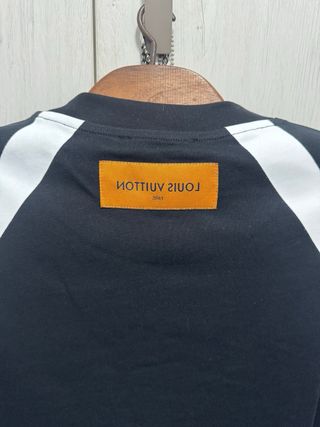 Camiseta Louis Vuitton Negra y Blanca