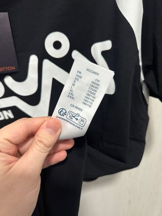 Camiseta Louis Vuitton Negra y Blanca