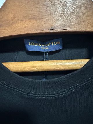 Camiseta Louis Vuitton Negra y Blanca
