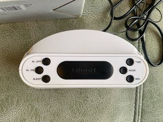 Radio despertador SilverCrest digital