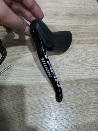 Manete SRAM Apex1 Mecânica Esquerda