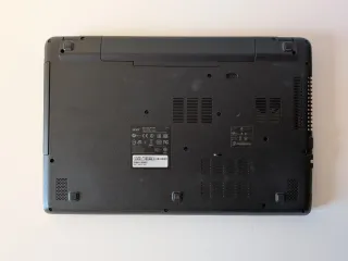 Portatile Acer Aspire E5-521 per parti