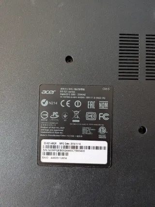 Portatile Acer Aspire E5-521 per parti