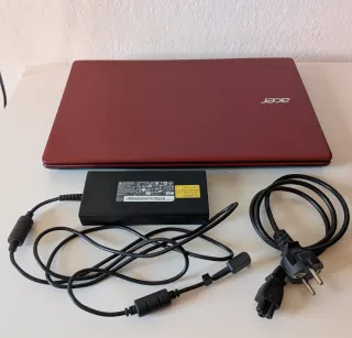 Portatile Acer Aspire E5-521 per parti