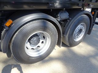 Mercedes ACTROS 25 53-CAMIONES GRUA