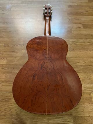 Guitarra Clásica con Funda