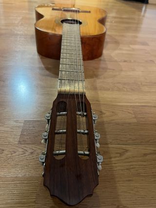 Guitarra Clásica con Funda