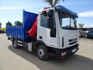 Iveco EUROCARGO ML 100E22-CAMIONES GRUA