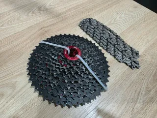 Kit Cassete Sunrace 11v + Corrente KMC Usado