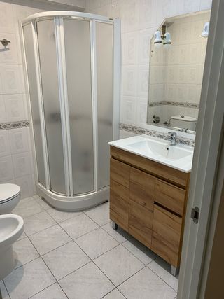 Se alquila piso Triana