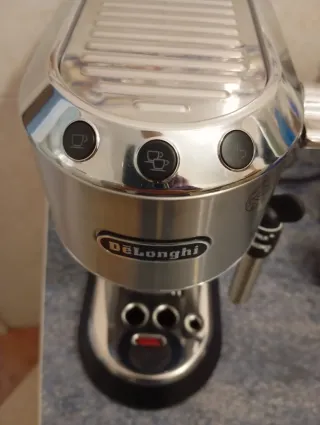 Cafetera DeLonghi Dedica Style