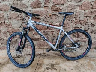 Bicicleta de Montaña SPITZ Plata