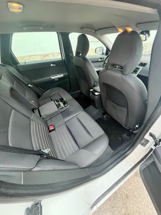 Volvo V50 2011