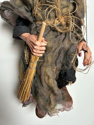 Marioneta Bruja Gris