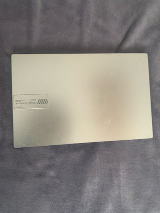 Asus Vivobook Portatile Grigio/Argento