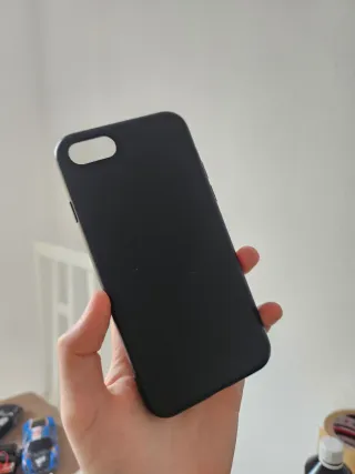 Lote 2 iPhone SE 2020 (Plata y Negro)