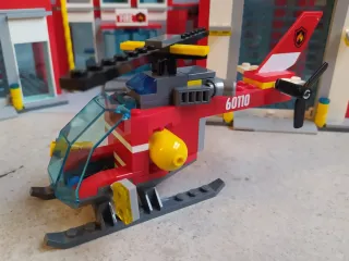 LEGO City 60110 Parque de Bomberos 90% Completo