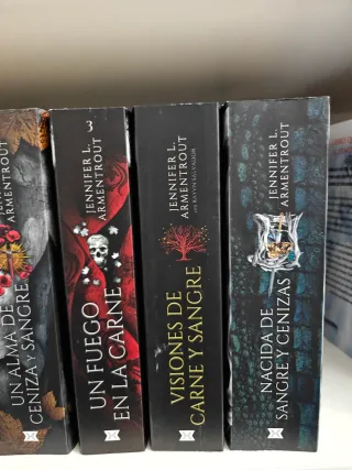 De sangre y cenizas