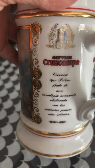 Jarra Cruzcampo Porcelana Dorada