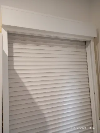 Balconera Aluminio Corredera con Persiana PVC