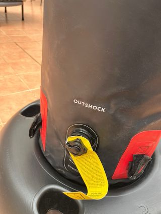 Saco de boxeo Outshock inflable