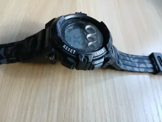 Reloj RYNDK Camuflaje Negro/Gris
