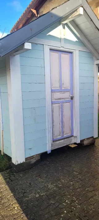 Casa de juego infantil azul