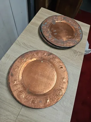 Platos de Cobre Tallados