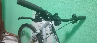 Bicicleta de adulto prácticamente sin usar