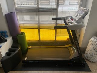 Cinta de correr ION FITNESS elevable