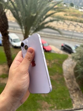 iPhone 14 - 100% Batería