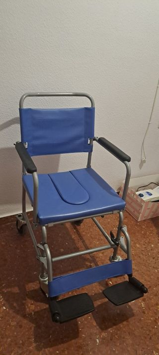 Silla de ruedas para el hogar