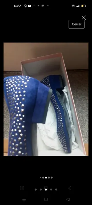 Zapatos salón ante azul tachuelas