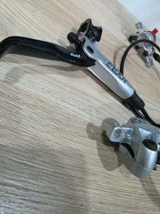 Travões Hidráulicos Avid Elixir 7