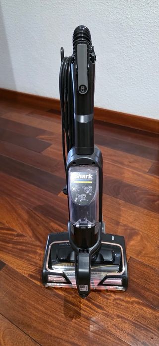 Aspiradora Shark Vertical