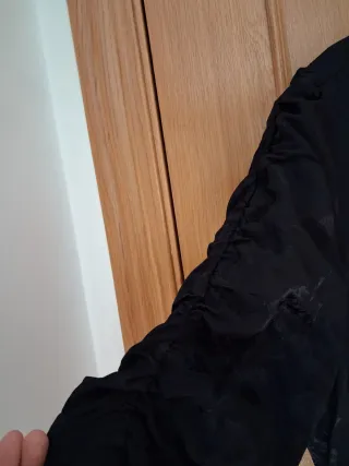 Vestido negro jacquard cruzado