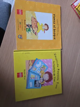 La historia de Tina (Pequeña tina) (Spanish Edi...