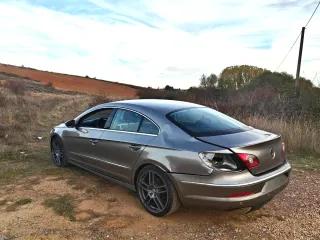 Volkswagen Passat CC 2009