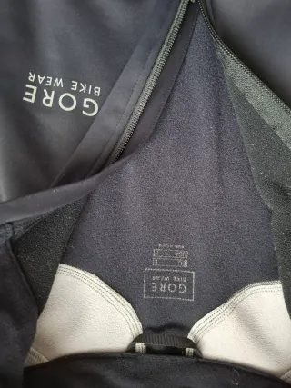 Chaqueta Ciclismo GORE Wear Negra/Blanca