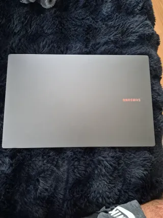 Portátil Samsung Galaxy Book 4 Intel Core i7