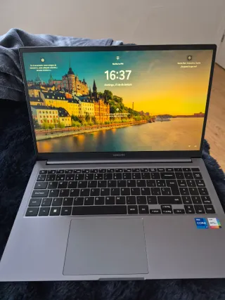 Portátil Samsung Galaxy Book 4 Intel Core i7