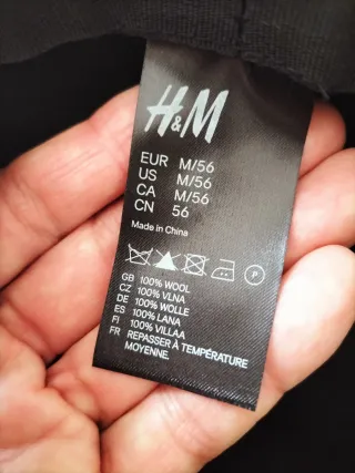 Sombrero negro de mujer ala ancha