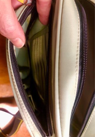 Bolso bandolera negre i verd poma